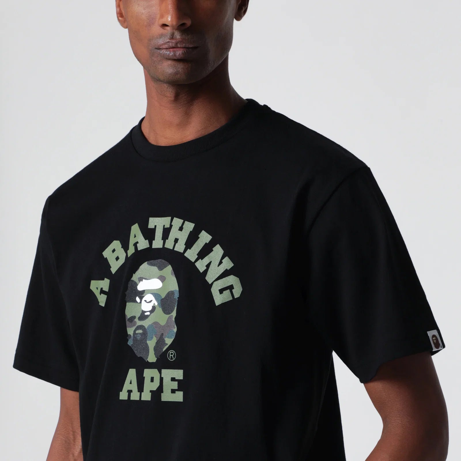 BAPE College Tee Zwart-thumbmail-2