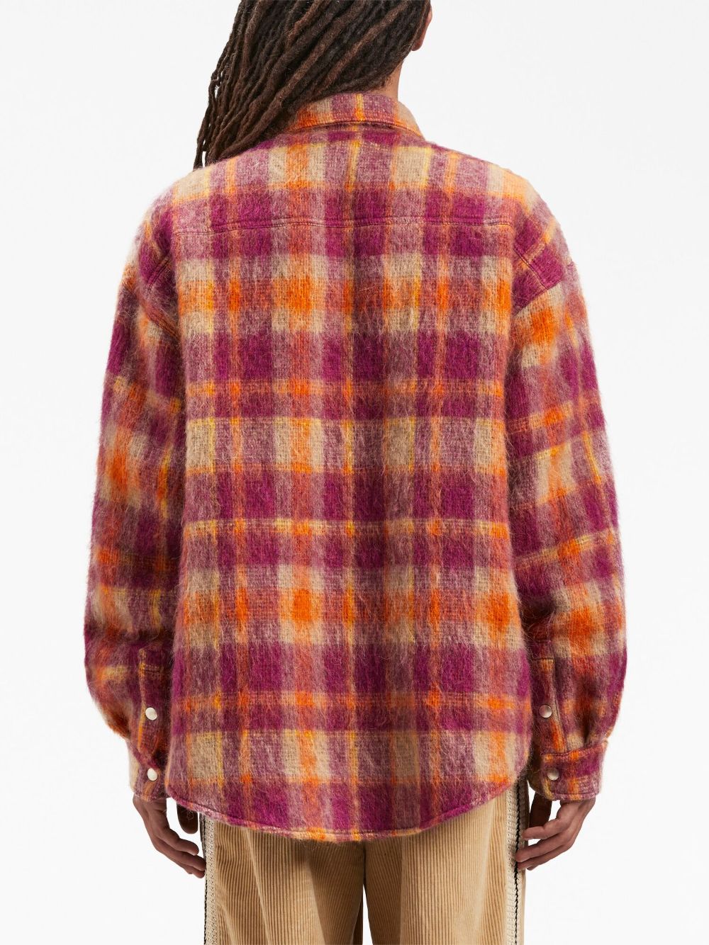 Achterkant van het overshirt met doorlopende ruit en afgeronde zoom
