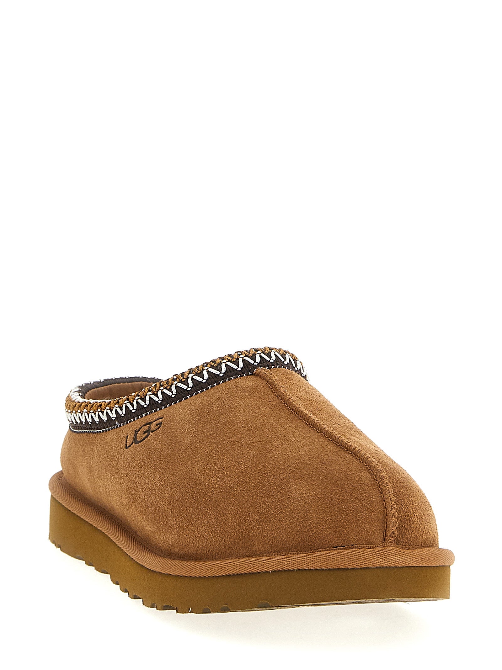 UGG Tasman II Chestnut schuin vooraanzicht