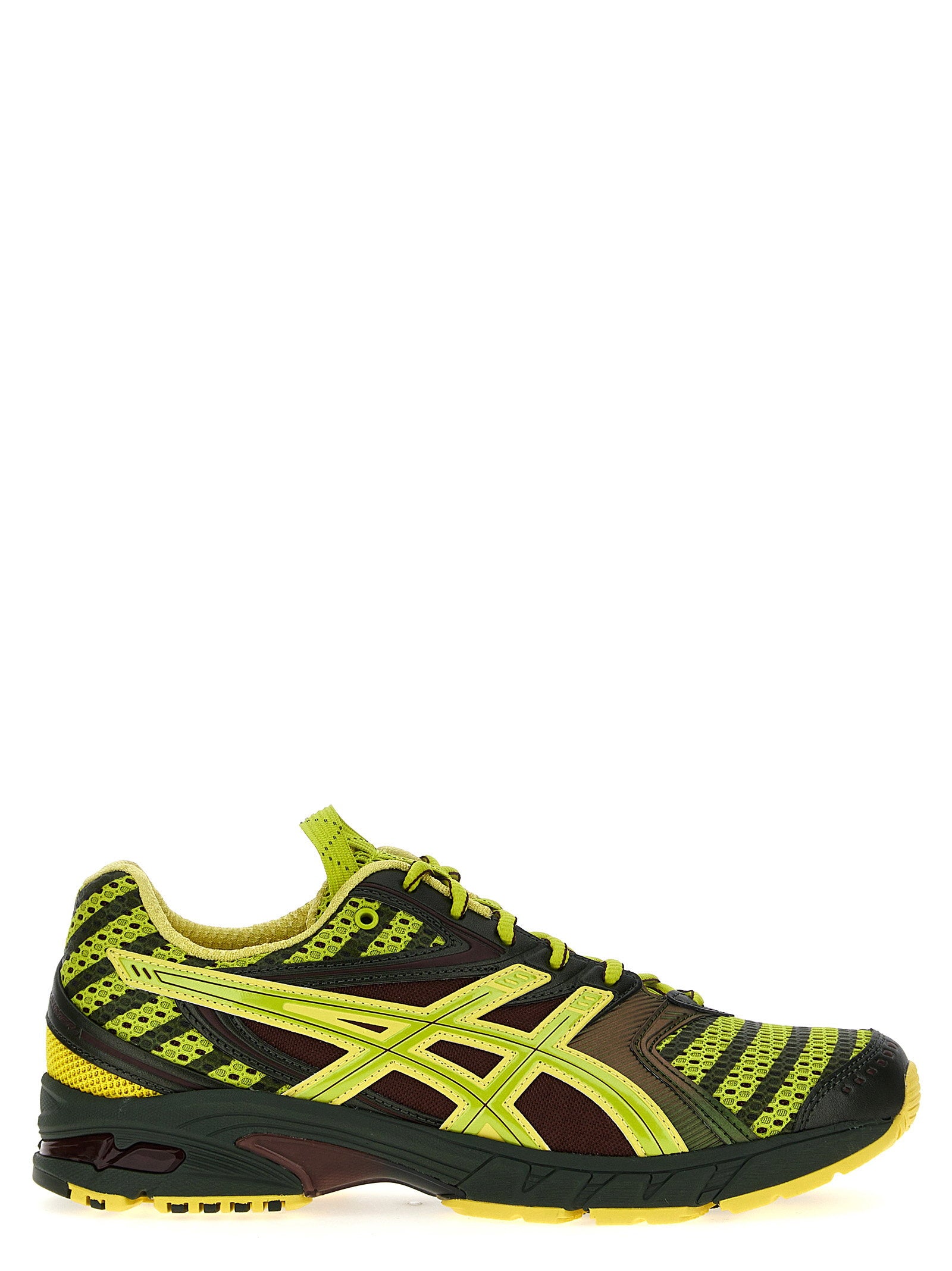 Asics Gel-DS Trainer 14 in Dark Mustard/Truffle Grey, zijaanzicht Kiko Kostadinov-samenwerking