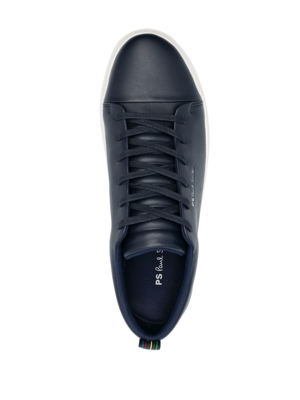 Bovenaanzicht van de Lee sneaker met donkerblauwe veters en textielvoering met PS Paul Smith-logo