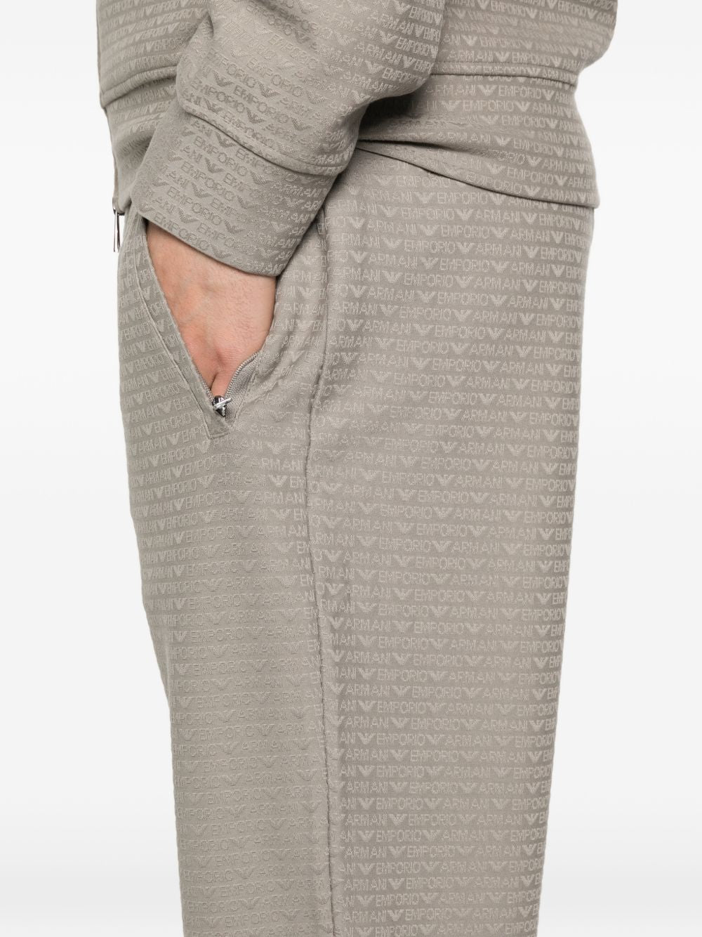 Emporio Armani Katoenmix Joggingbroek met Logopatroon Beige Trousers Emporio Armani