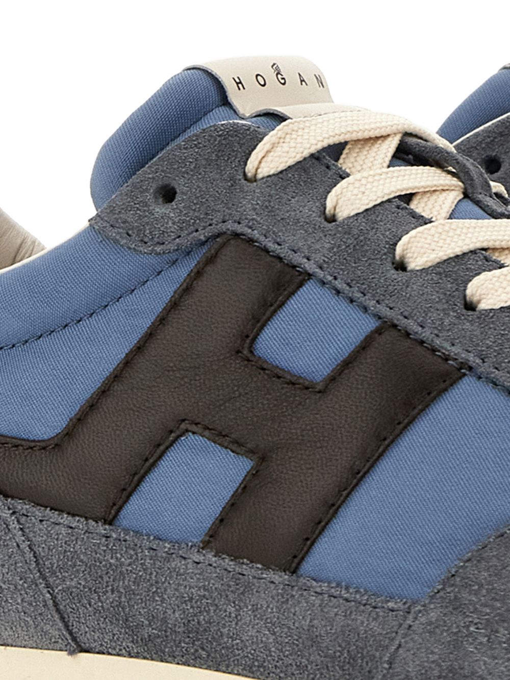 Hogan H699 Athletic Sneakers met Suède Upper Lichtblauw Sneakers Hogan