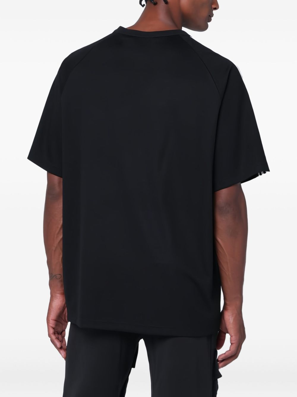 Y-3 Wire 3-Stripes Tee zwart, achteraanzicht loose fit