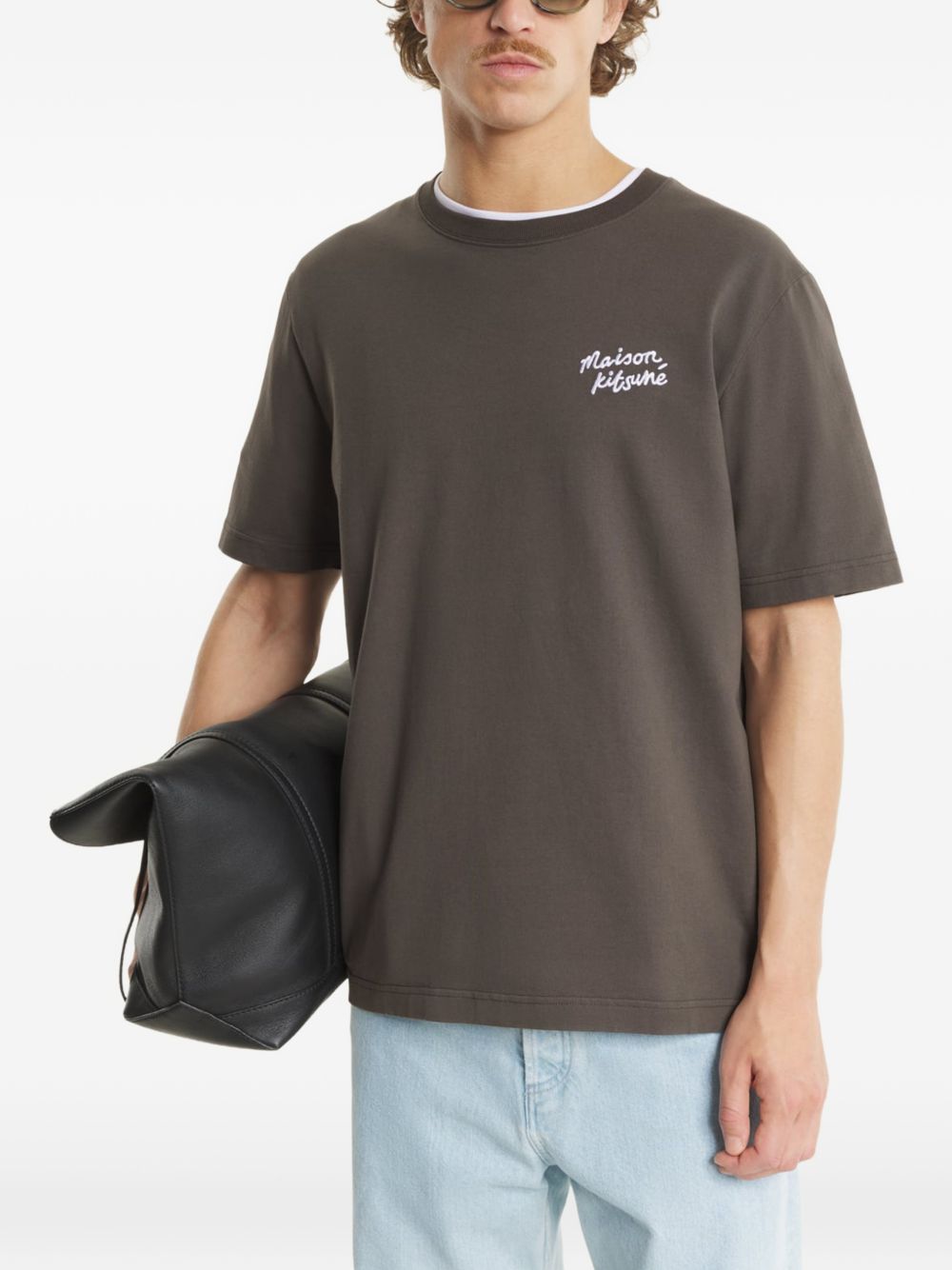 Maison Kitsuné Handwriting Comfort T-Shirt Bruin Topwear Maison Kitsuné