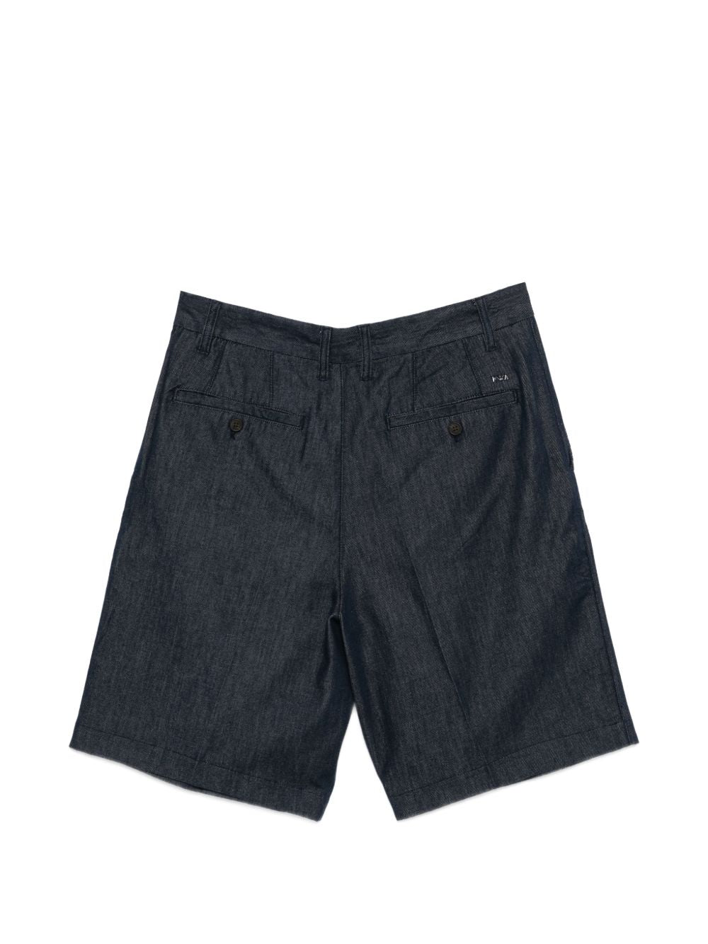 Close-up gestreken naden Emporio Armani denim bermuda short