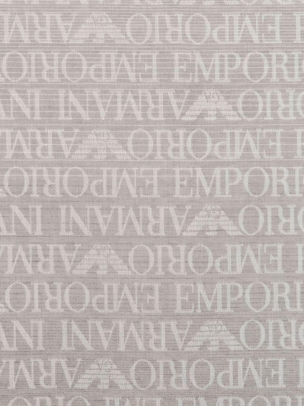 Emporio Armani Allover Eagle Logo Patroon Stola Grijs Scarves Hats & Gloves Emporio Armani