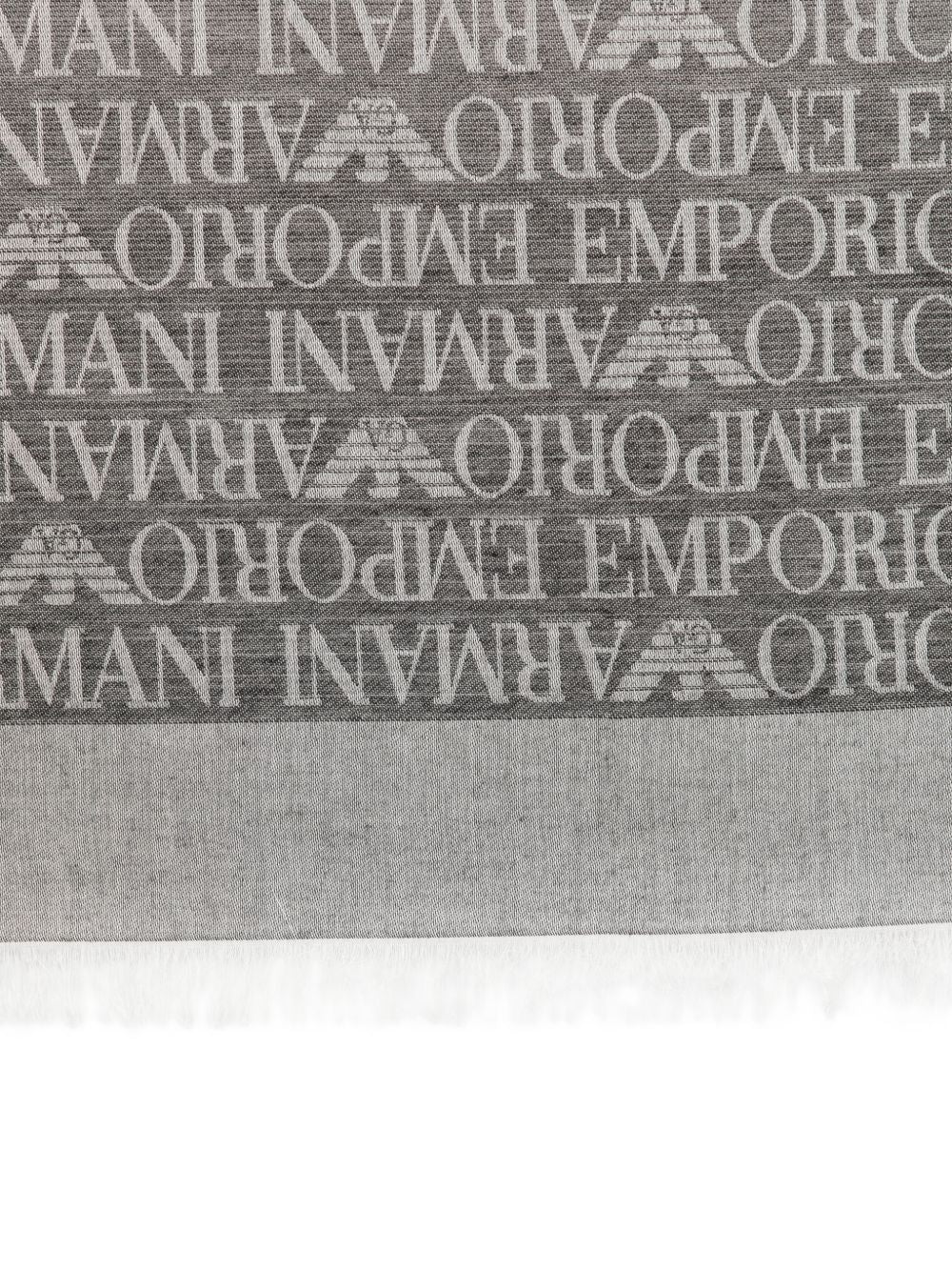 Emporio Armani Allover Eagle Logo Patroon Stola Grijs Scarves Hats & Gloves Emporio Armani
