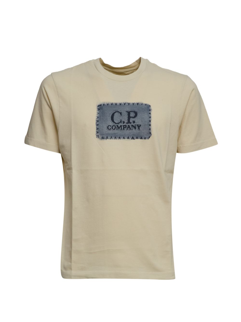 Zandbeige C.P. Company T-shirt met blauw labelmotief op de borst, vooraanzicht
