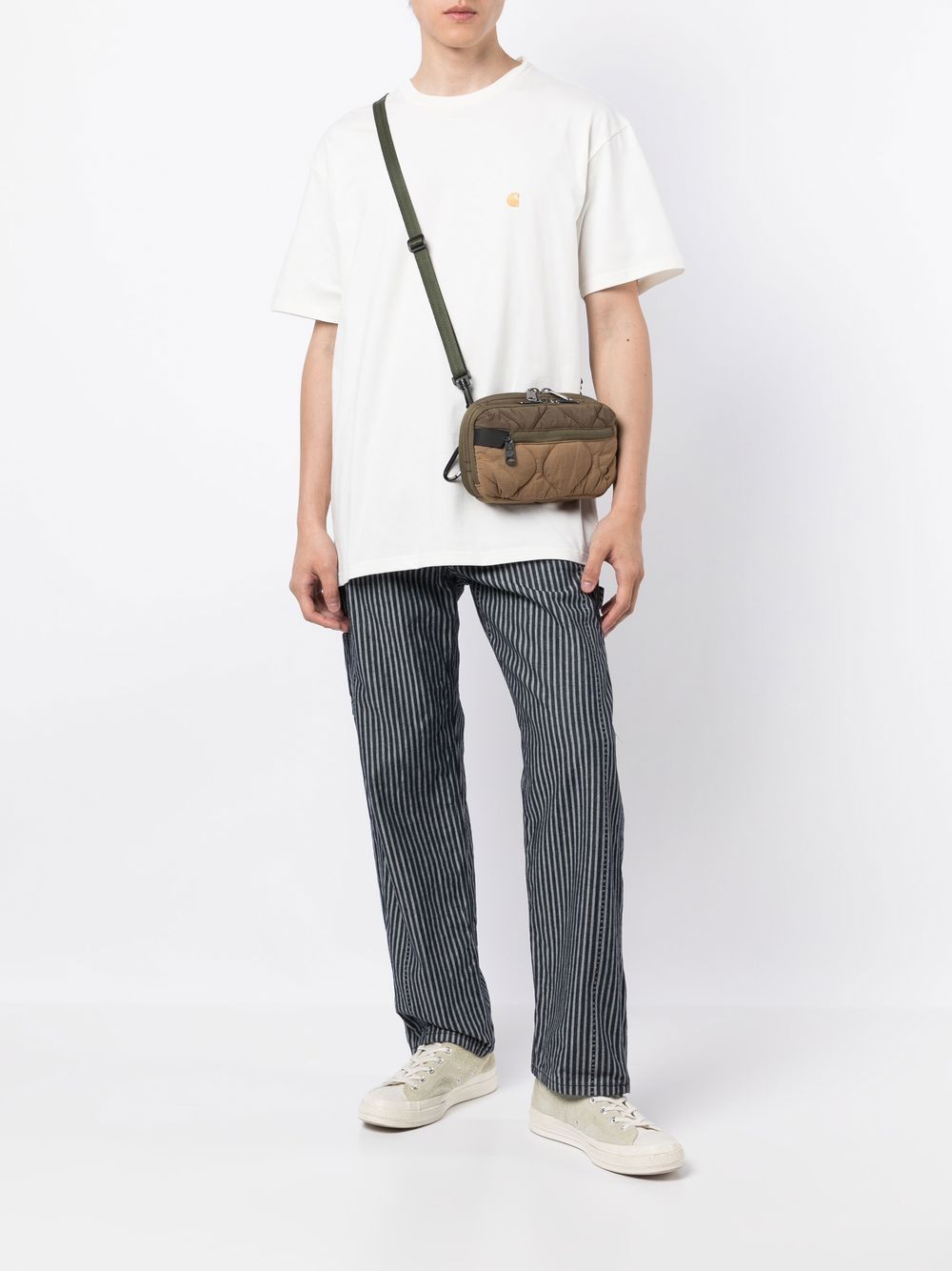 Carhartt WIP Chase T-shirt in wit, detail mouw