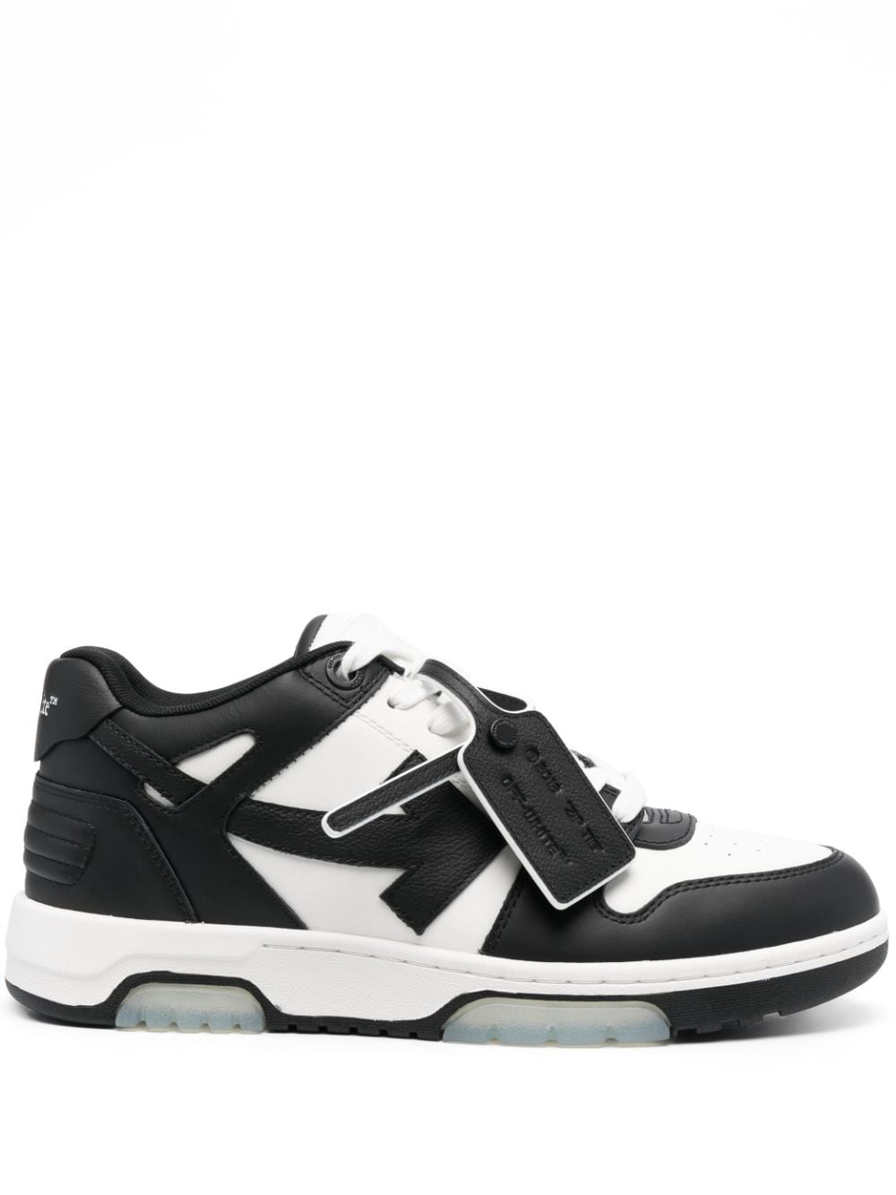 Off-White Out Of Office sneaker in zwart-wit leer, zijaanzicht met Arrows-motief