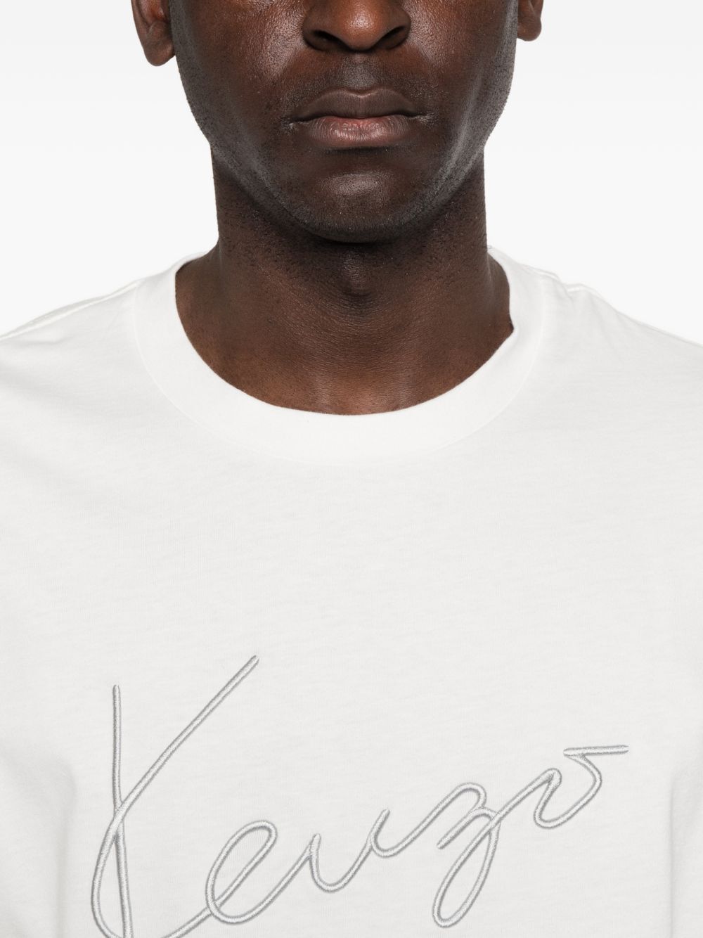 Kenzo Signature T-shirt wit, close-up geborduurd archieflogo