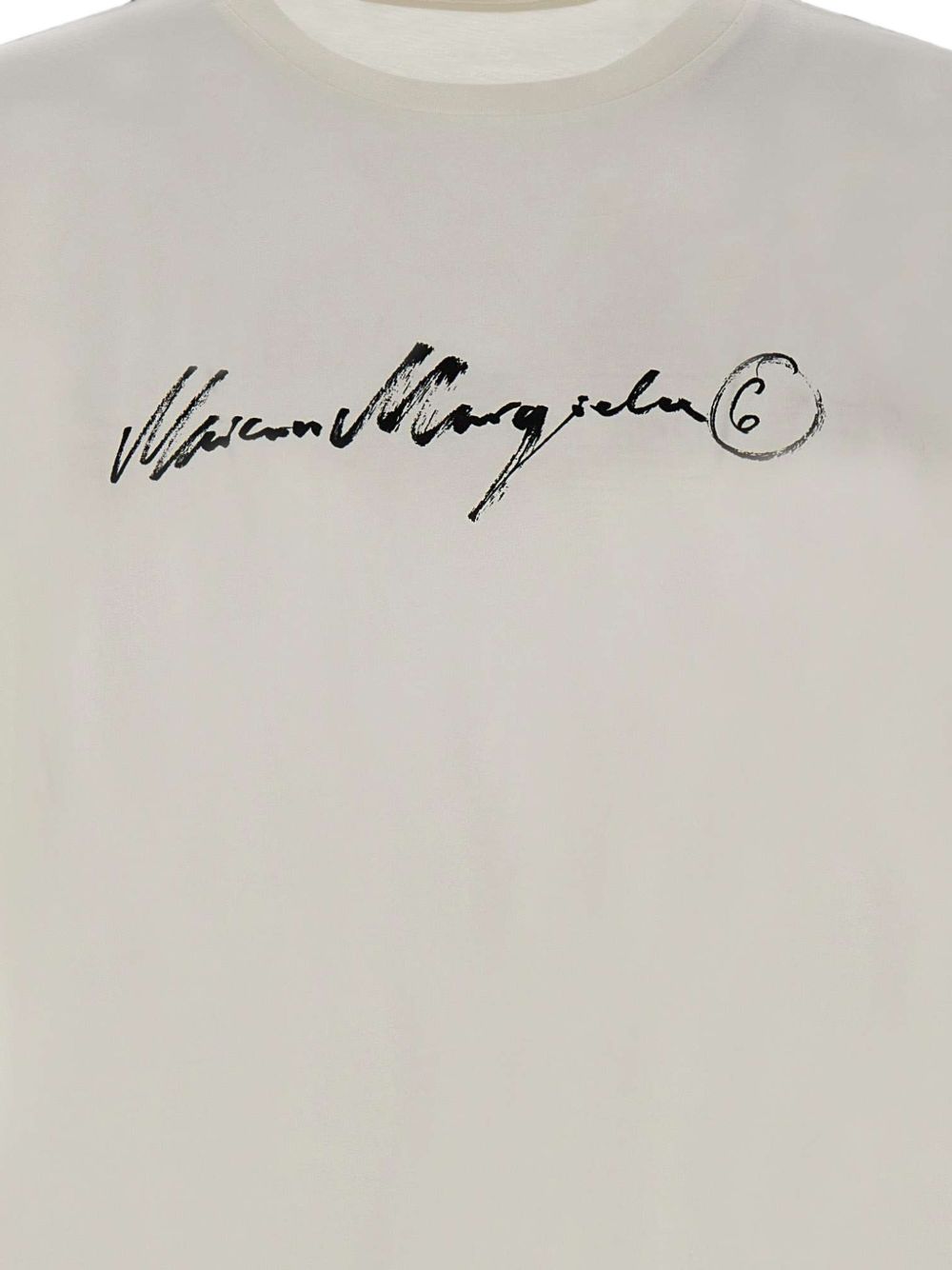MM6 Maison Margiela T-shirt wit, achteraanzicht met signature stiksel