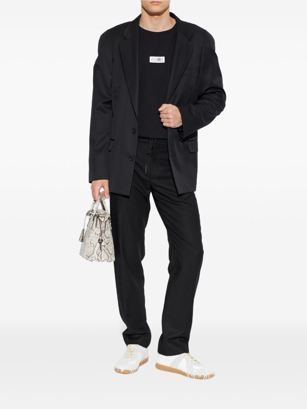 MM6 Maison Margiela longsleeve zwart, detail van de mouw en zoom