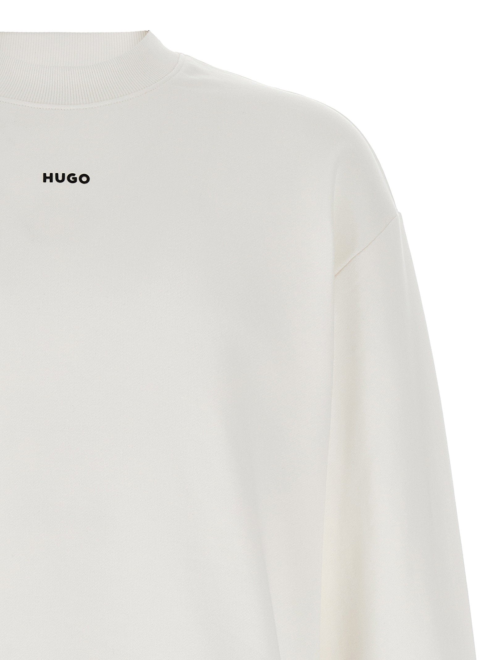 Hugo Boss Dapocrew sweatshirt wit, close-up van de French terry stof en geribde zoom