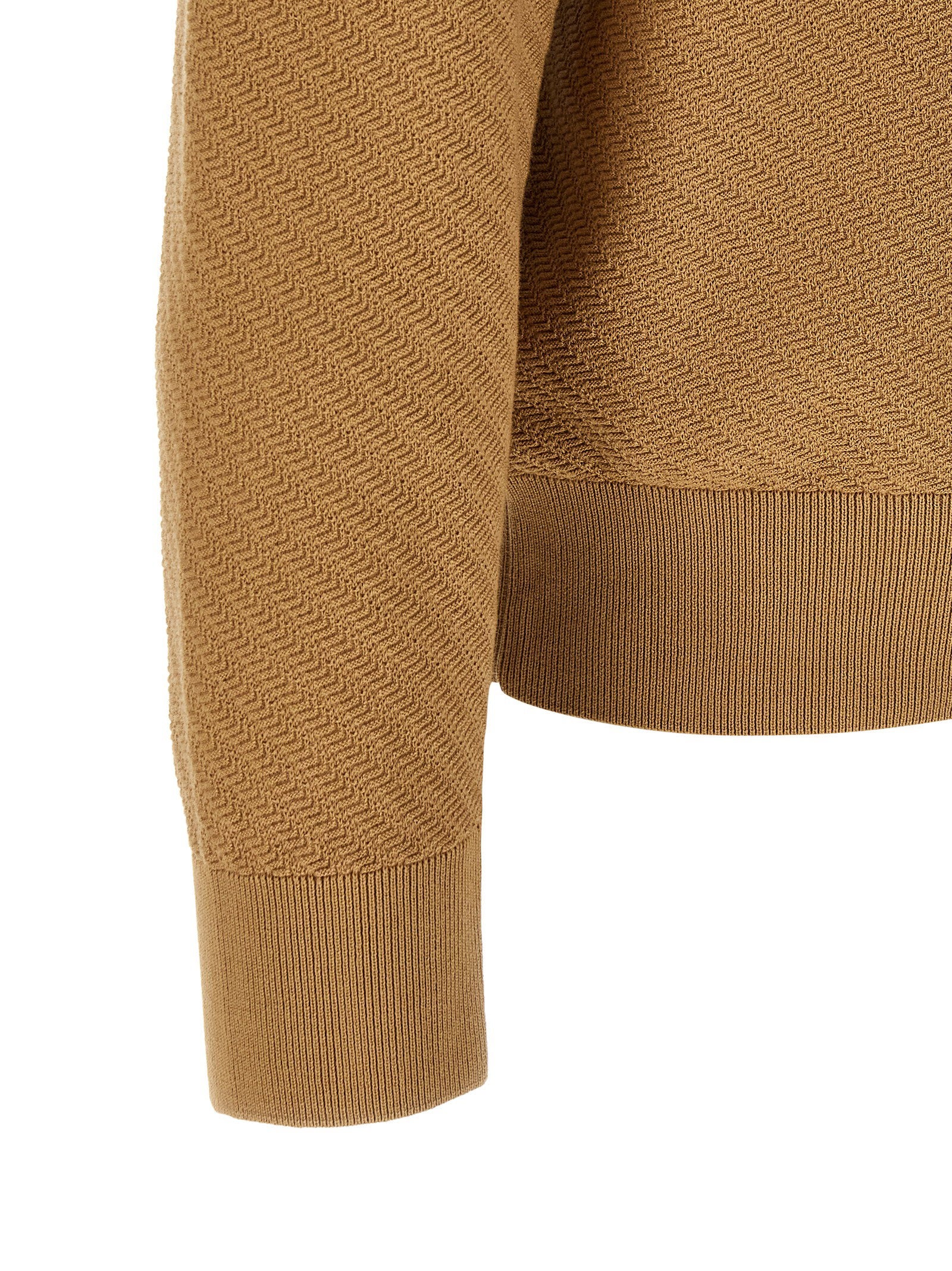 Hugo Boss H-Lomarino poloshirt camel, detail reliëfpatroon