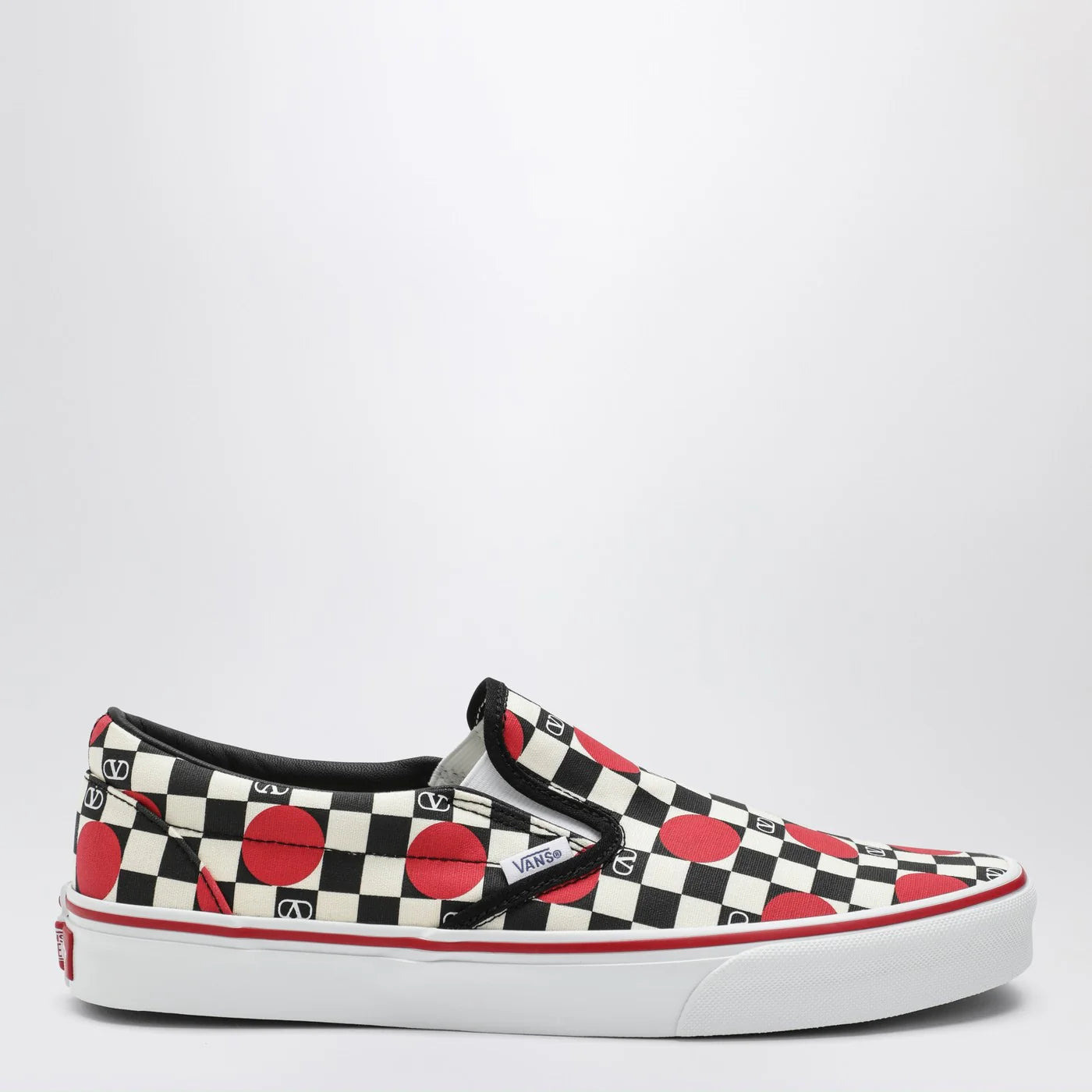 Valentino Garavani X Vans Slip-On Sneakers black/red with VLogo Checkerboard print and polka-dot detail Sneakers Valentino Garavani X Vans