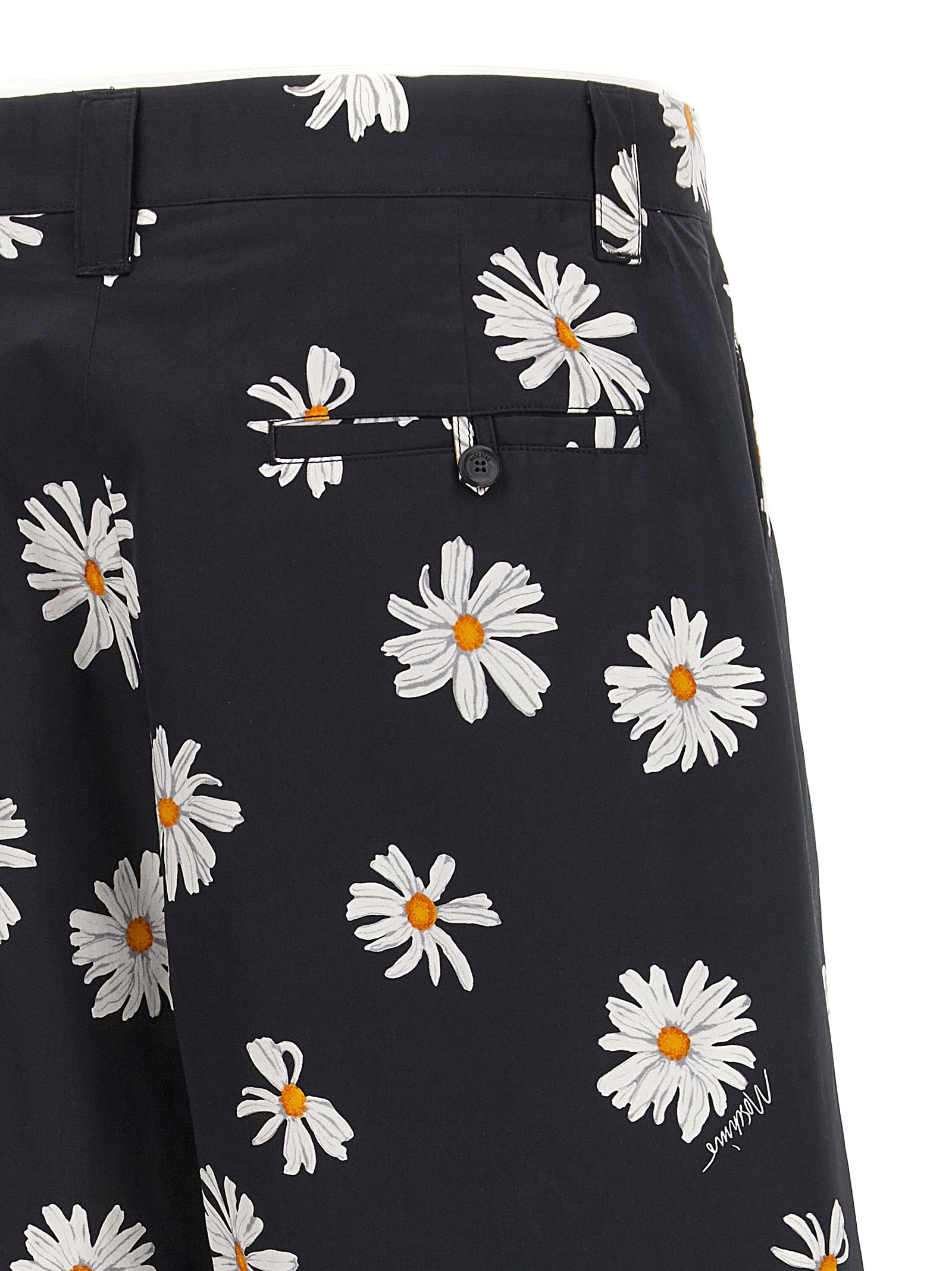 Moschino 'Margherite' Print Bermuda Shorts Black Short Trousers Moschino
