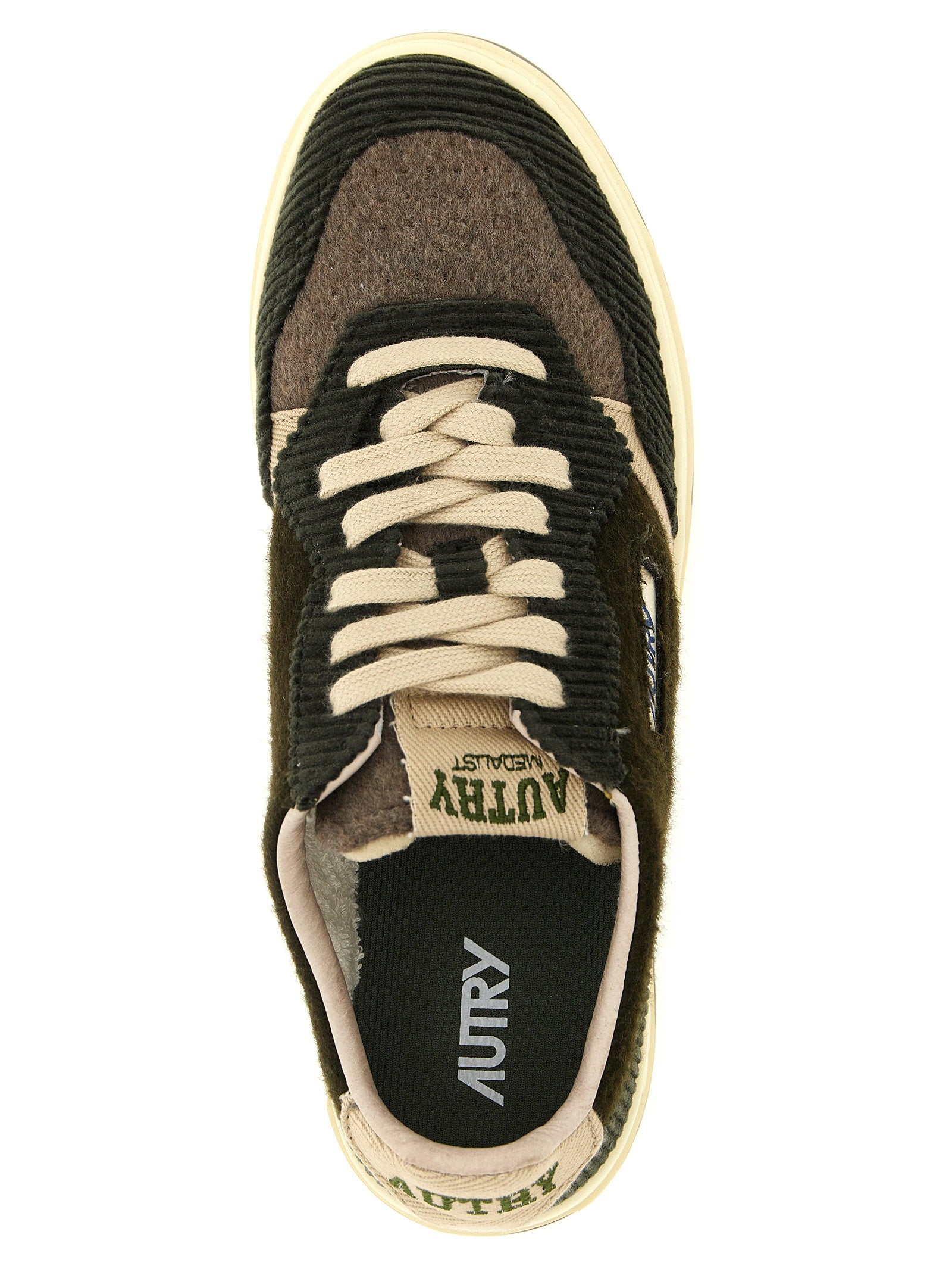 Detail van de tweekleurige rubberen zool van de Autry Medalist Low sneaker