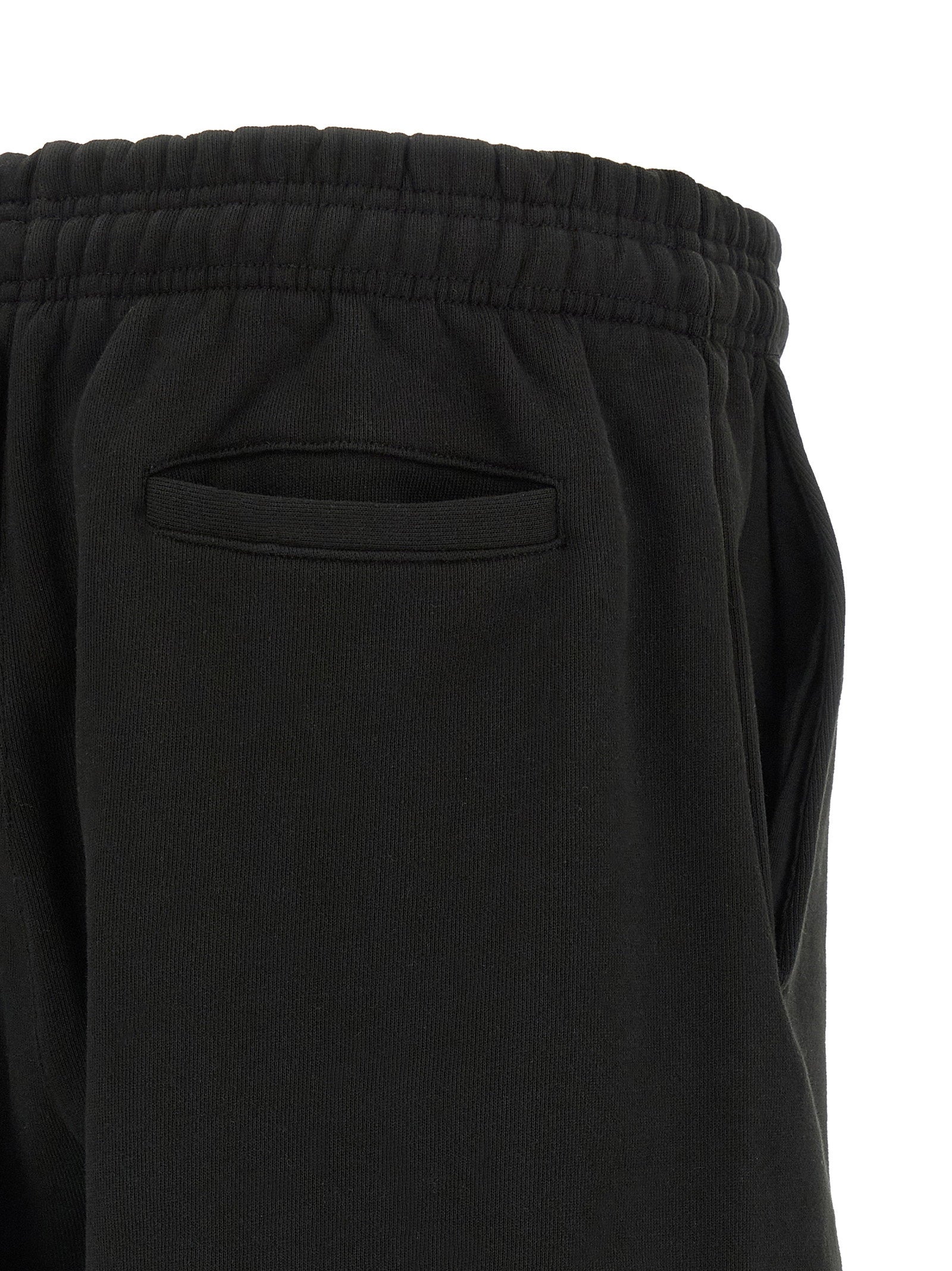Entire Studios Standard sweatshort zwart zijaanzicht