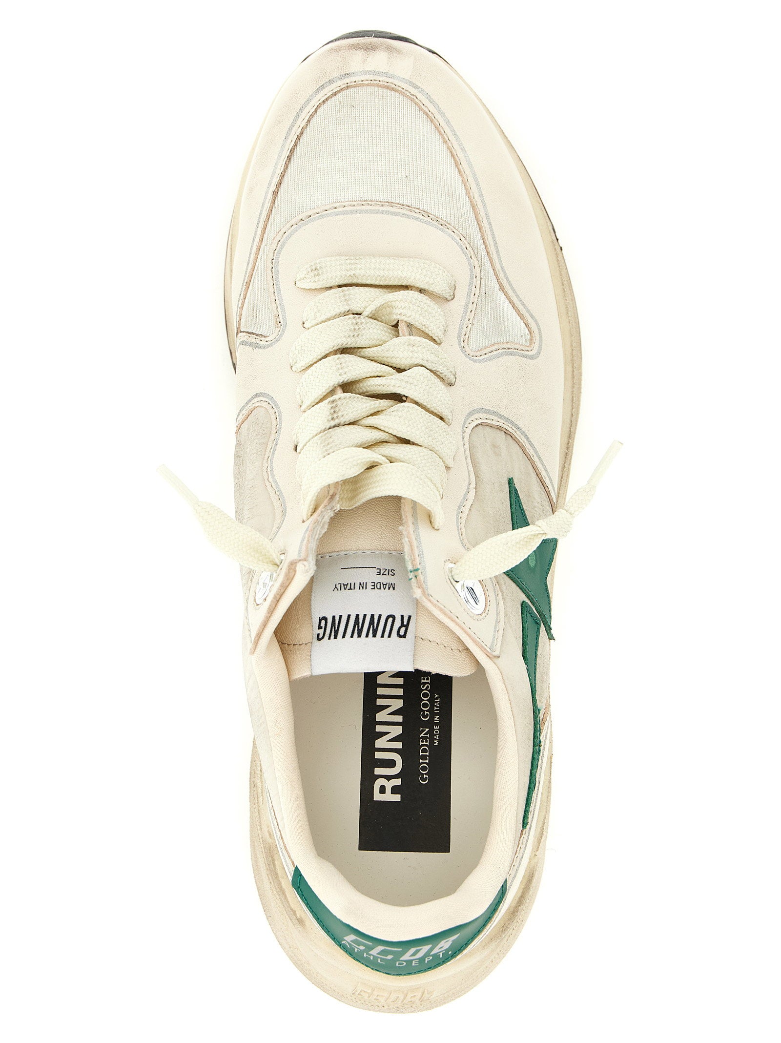 Golden Goose Running Sole sneakers crème, close-up van de volumineuze zool