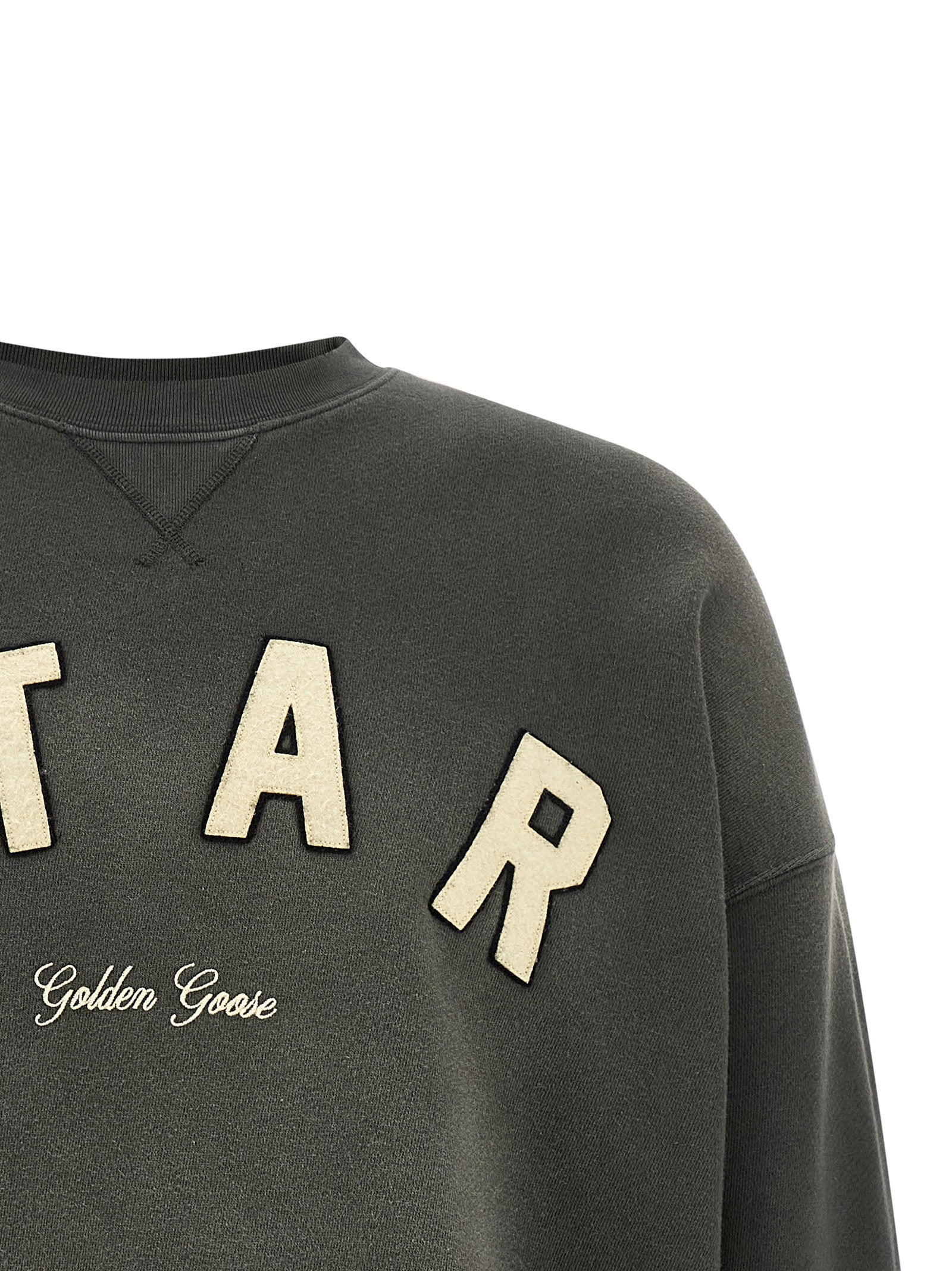 Golden Goose sweatshirt detail van grote STAR-applicatie en borduursel