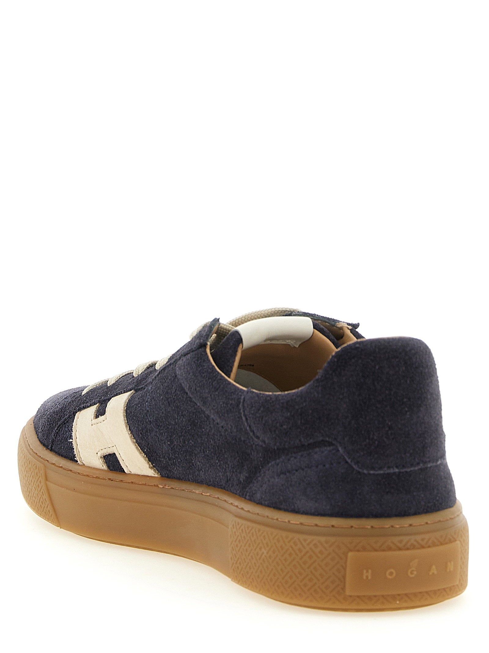 Hogan Crosswind sneaker in donkerblauw suede, bovenaanzicht met veterssluiting