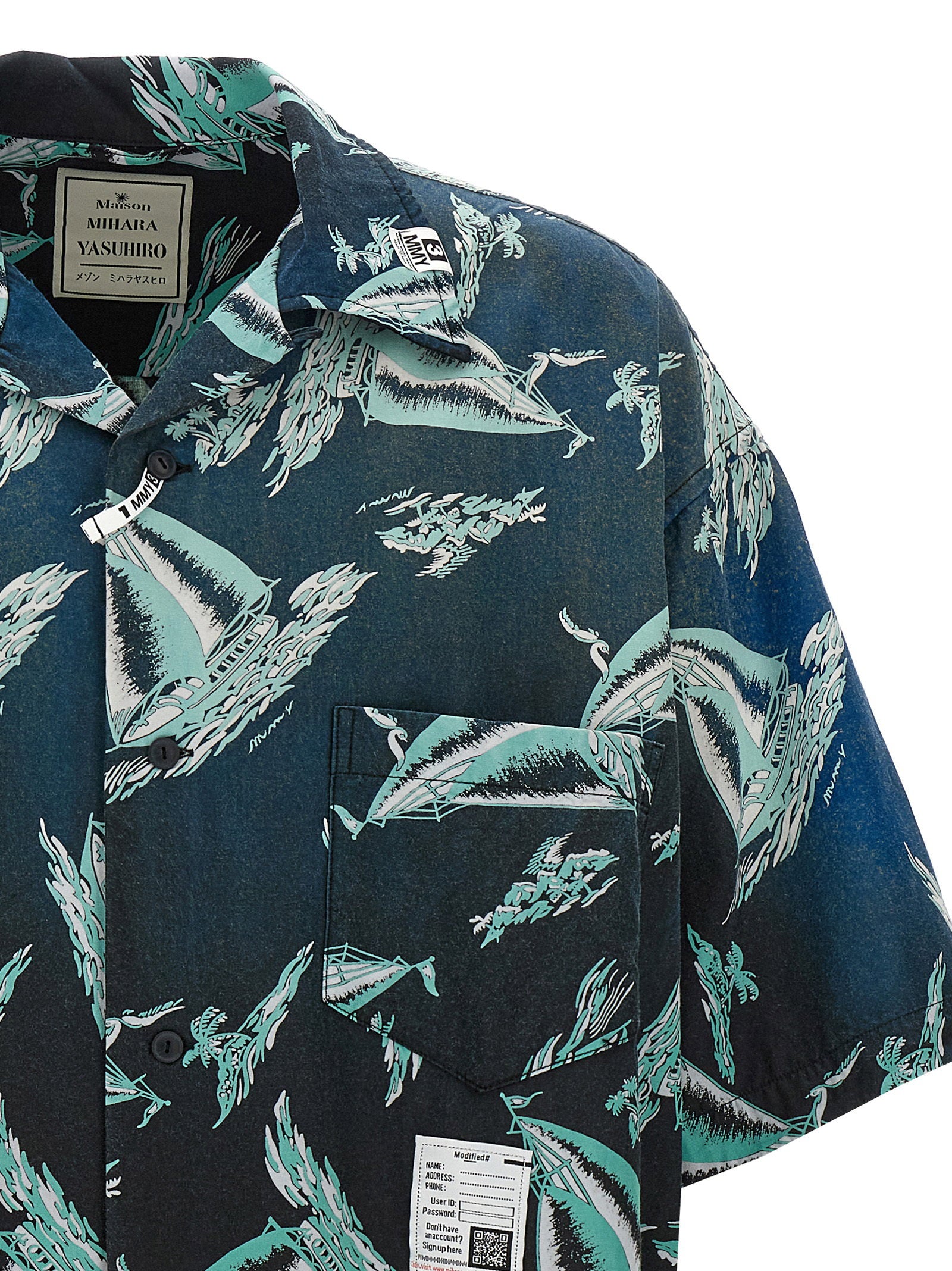 Maison Mihara Yasuhiro Vintage Bowlingshirt zwart, close-up van de open camp-kraag