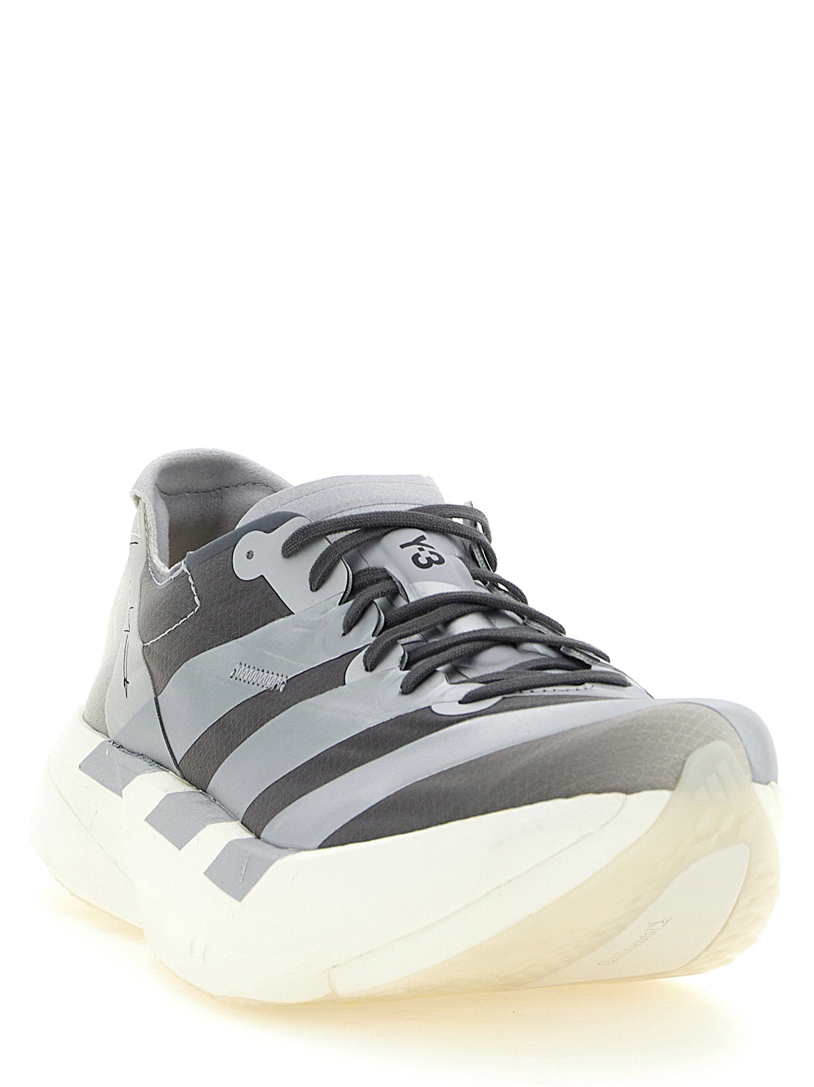 Y-3 Adios Pro 4 sneakers in wit, bovenaanzicht met veters