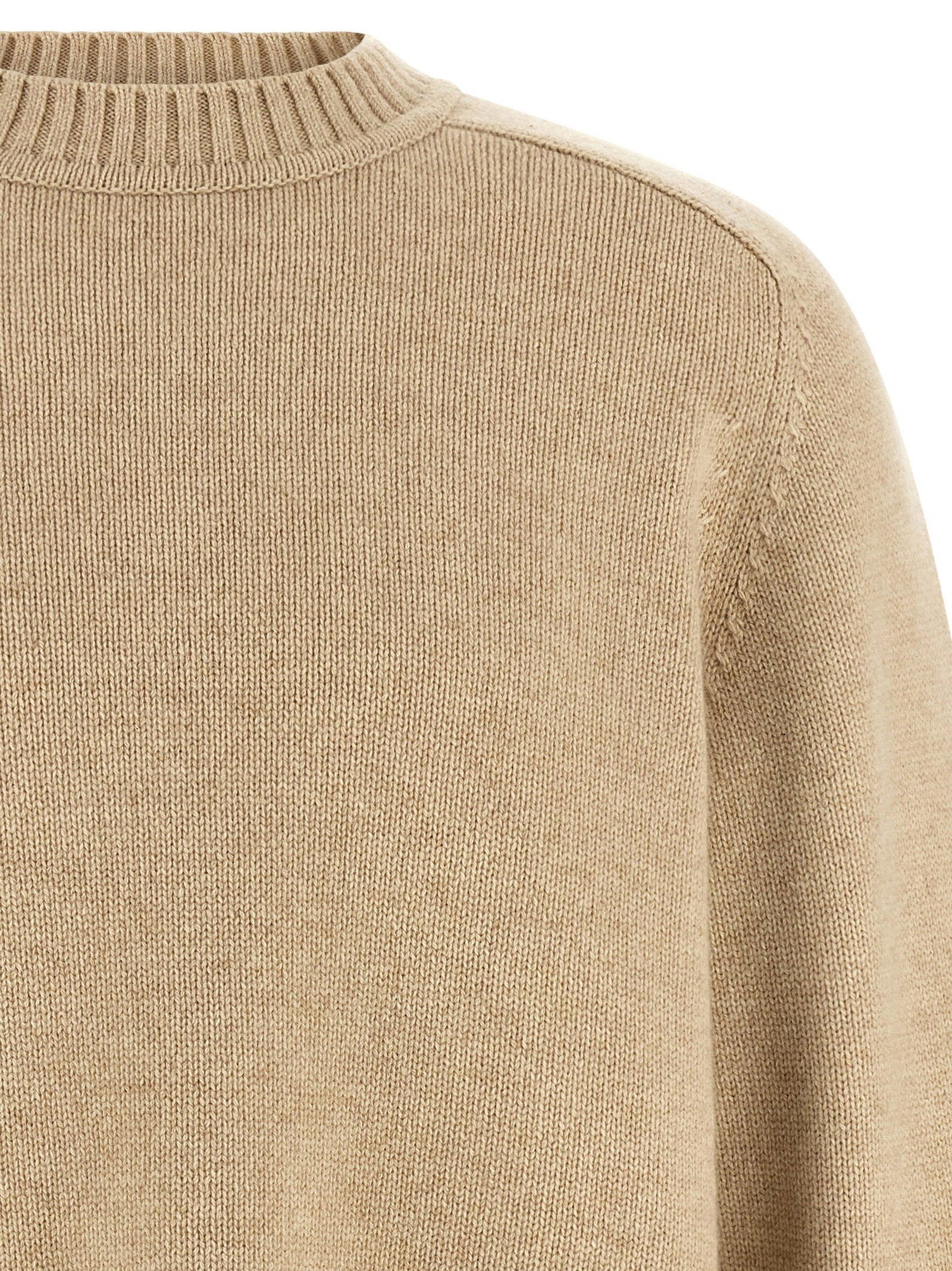 Extreme Cashmere N°520 Ordinary trui beige, achteraanzicht