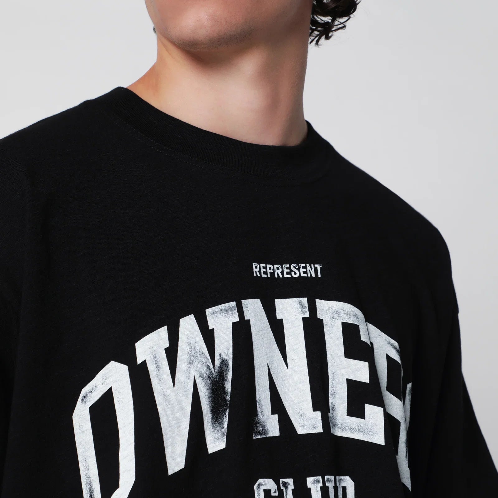 Represent Owners Club Collegiate T-shirt Zwart-thumbmail-2