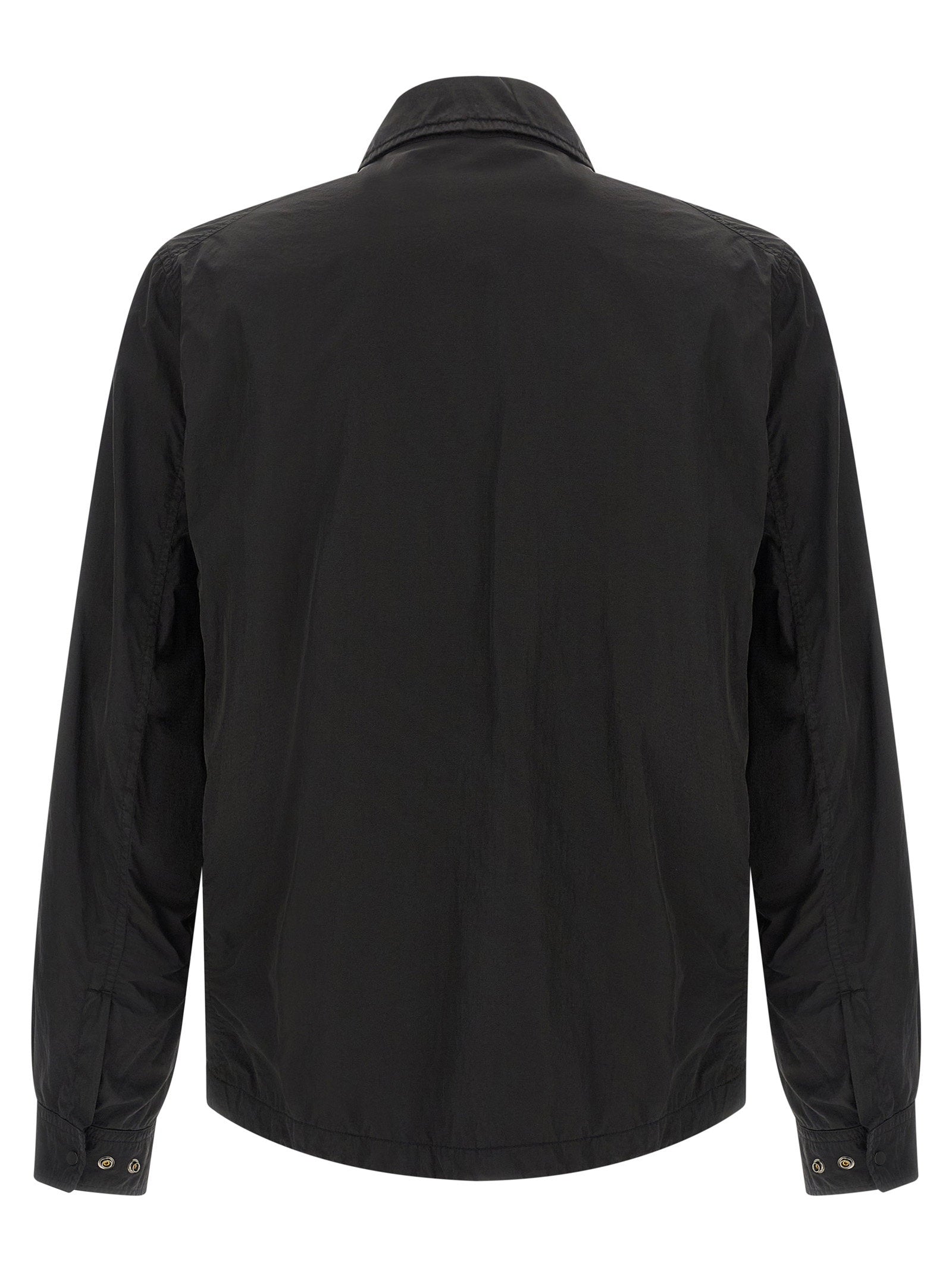 C.P. Company Chrome-R overshirt zwart, detail van de lens op de mouw