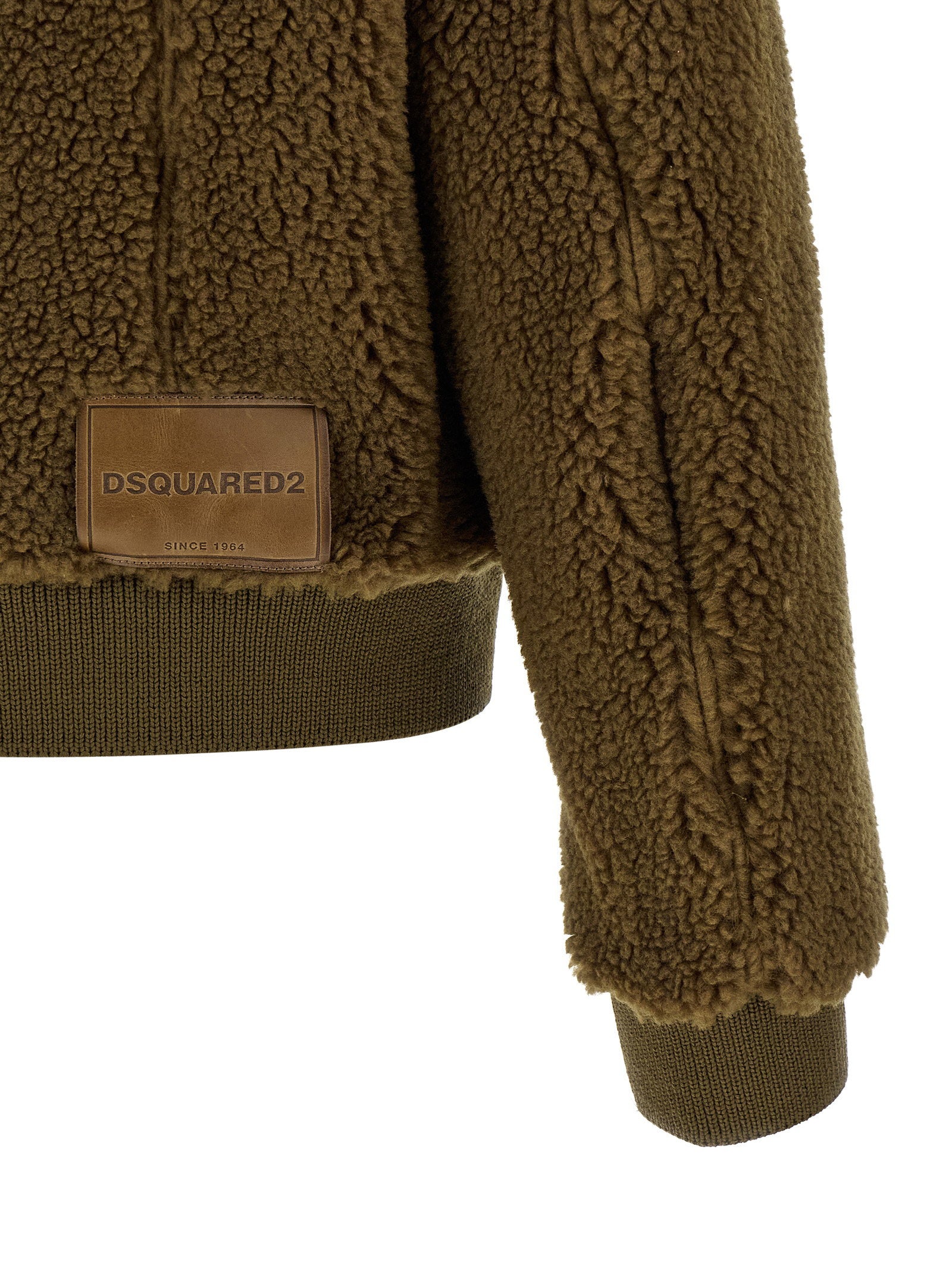 Dsquared2 jas, detail van de borstzakken