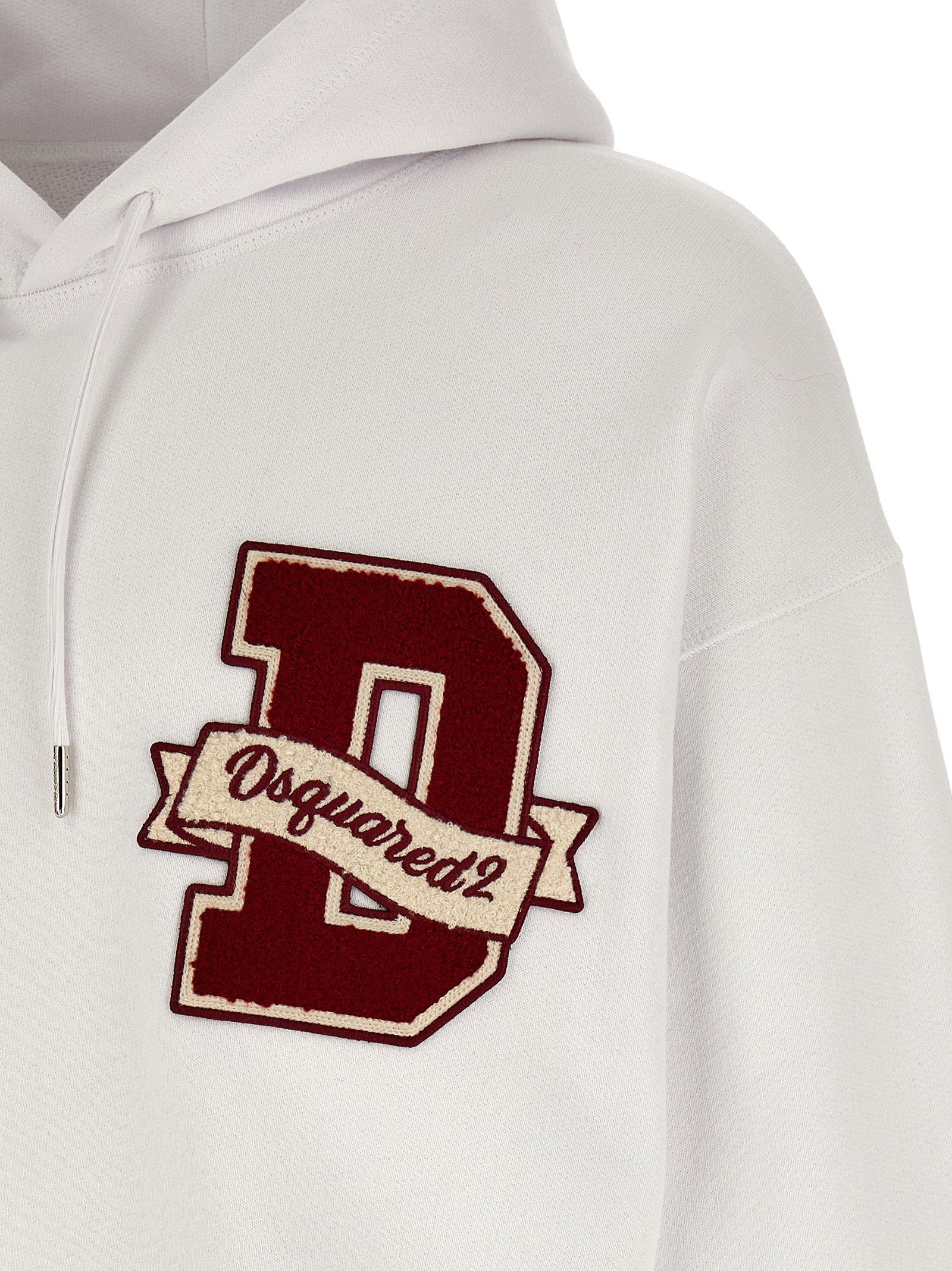 Achteraanzicht van de witte Dsquared2 hoodie