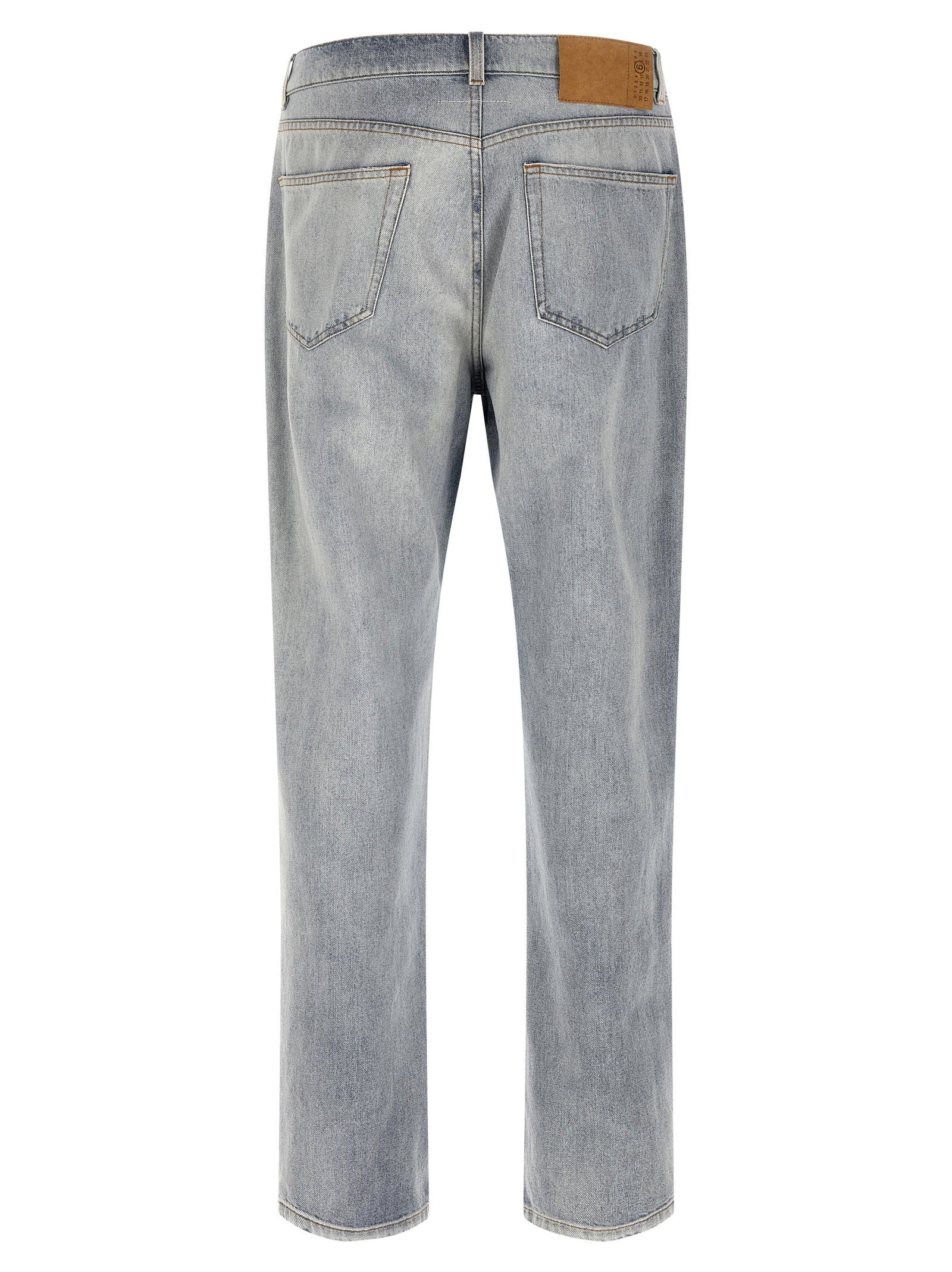 Detail van de witte contraststiksel op de MM6 Maison Margiela jeans