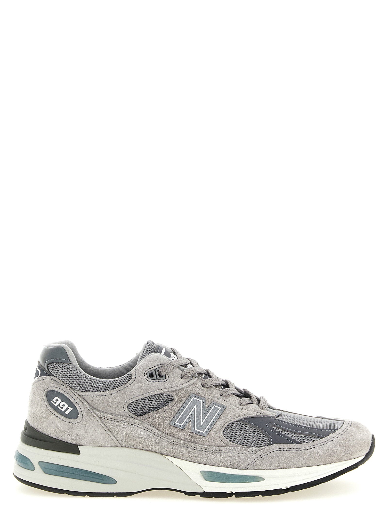 New Balance Made in UK 991v2 sneaker in grijs suède en mesh