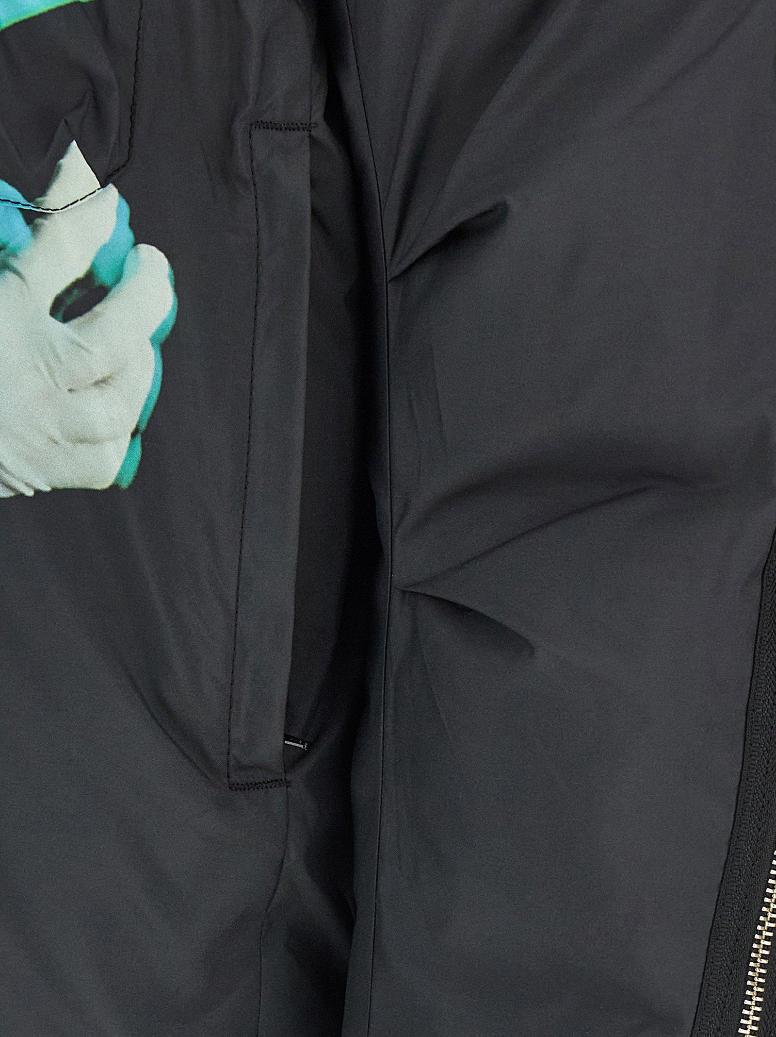 Undercover Heldon Stand By Print Down Jacket Zwart Jackets Undercover