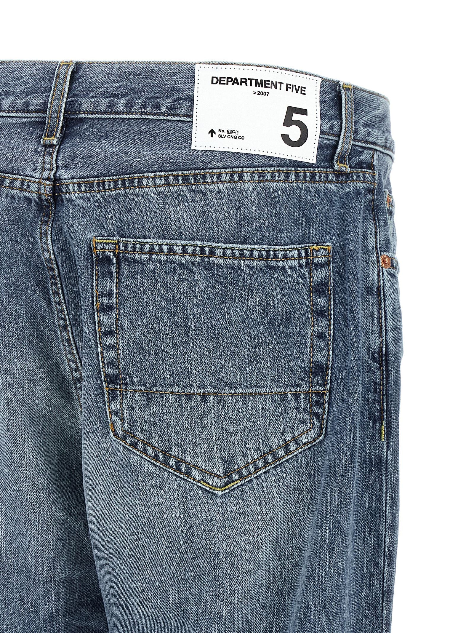 Department 5 Musso jeans in blauw, achteraanzicht met wit logolabel en cijfer 5