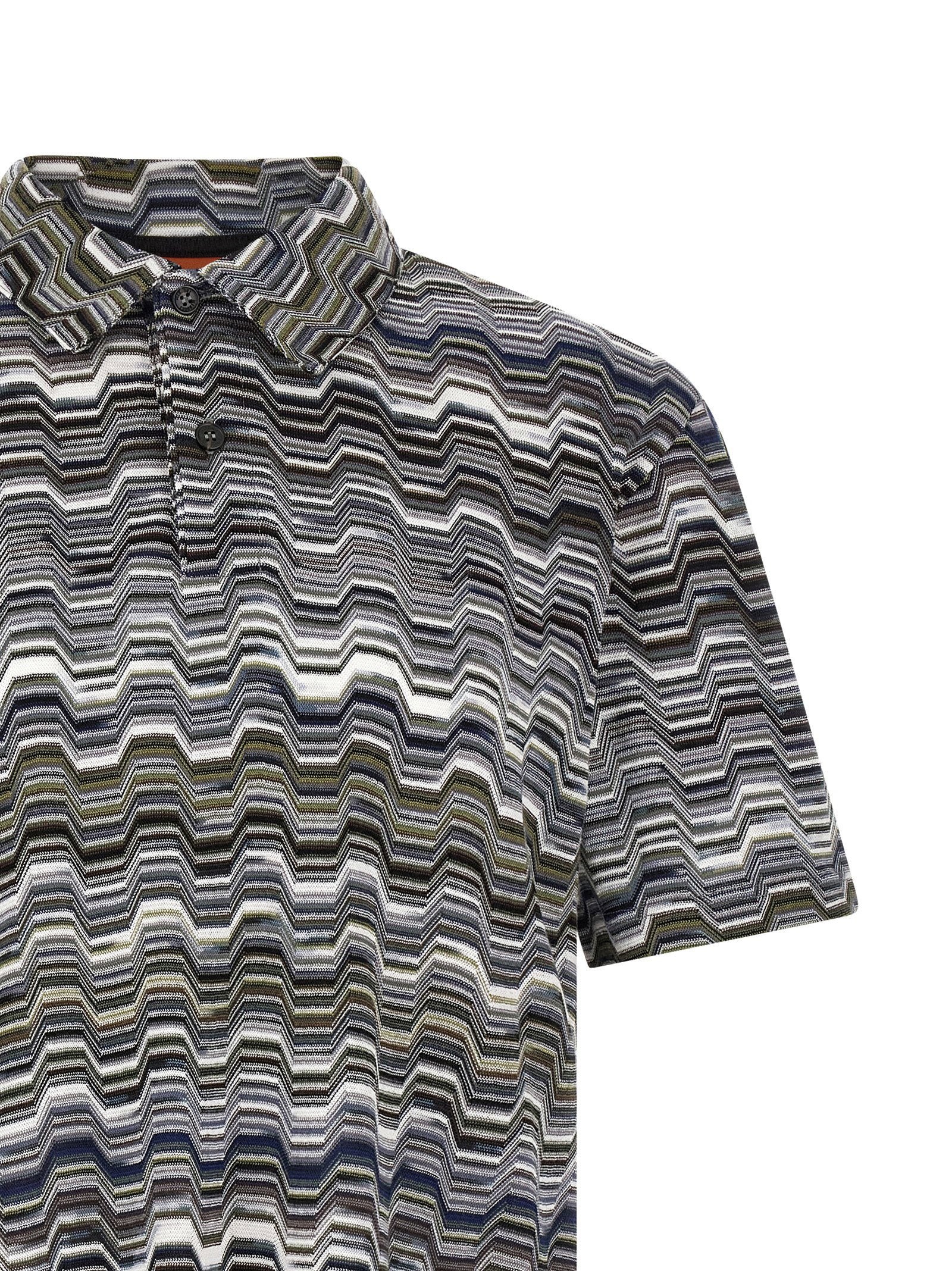 Missoni zigzag polo in groen katoen, close-up van de korte mouw en boord
