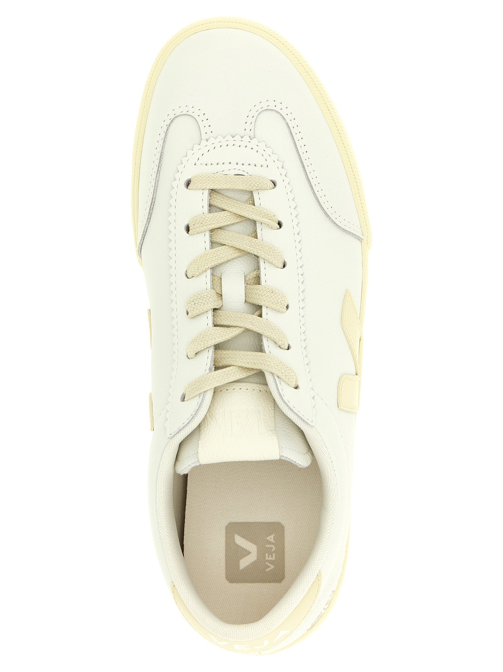 Detail van de Amazone-rubberen zool van de Veja Volley Signature sneaker